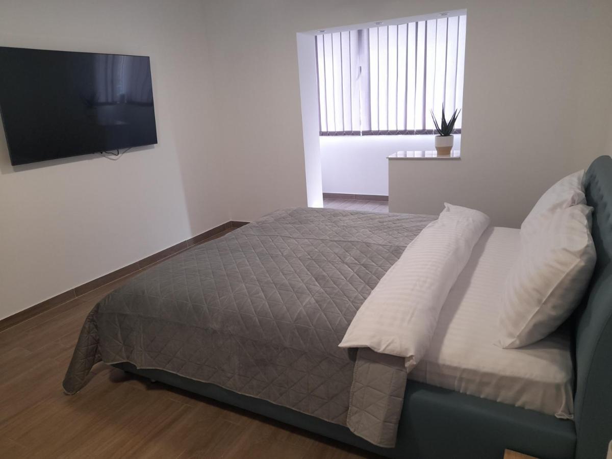 Armony Apartment Брашов Екстериор снимка